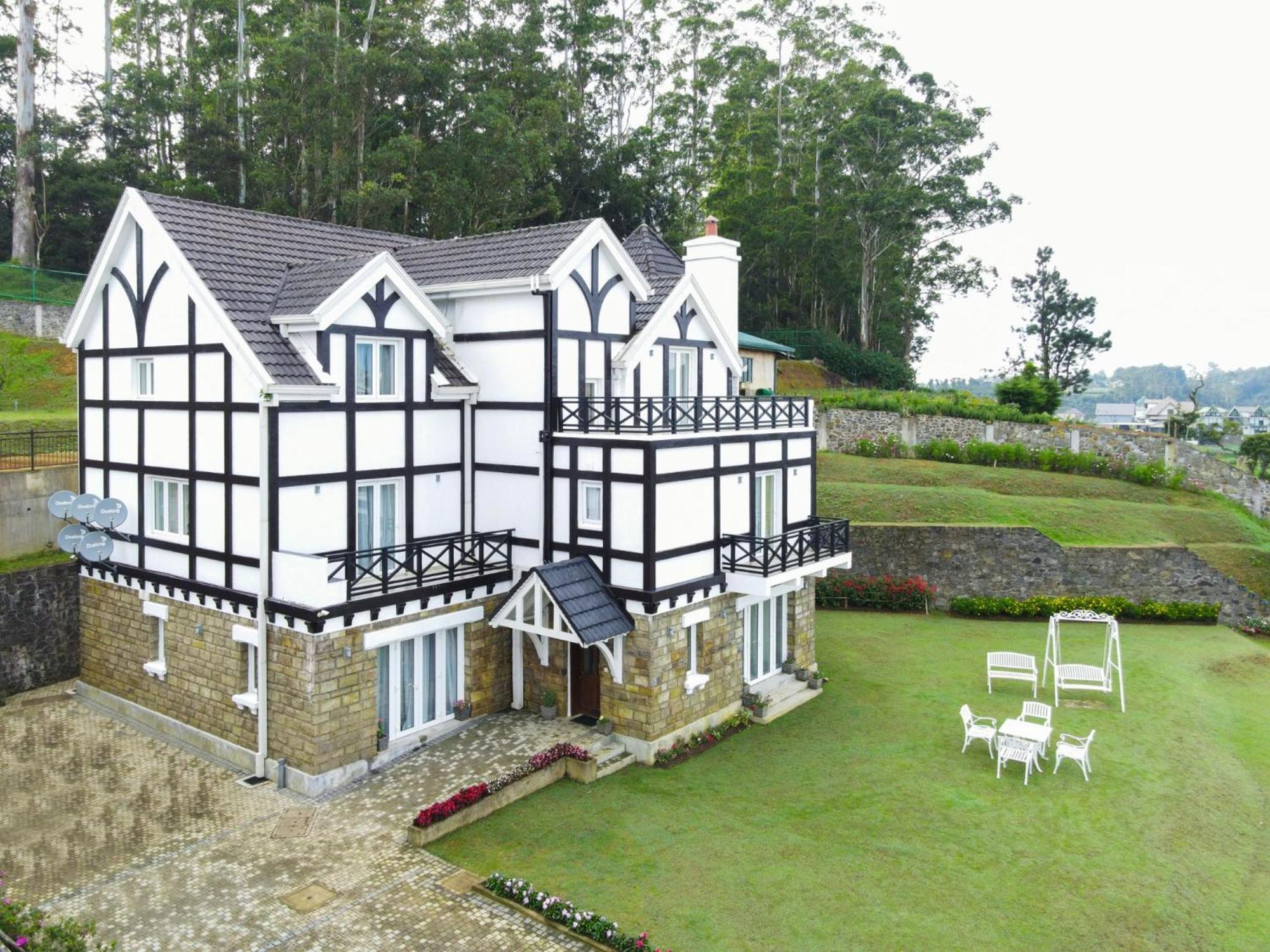 Готель Little England By Joes Нувара-Елія Екстер'єр фото