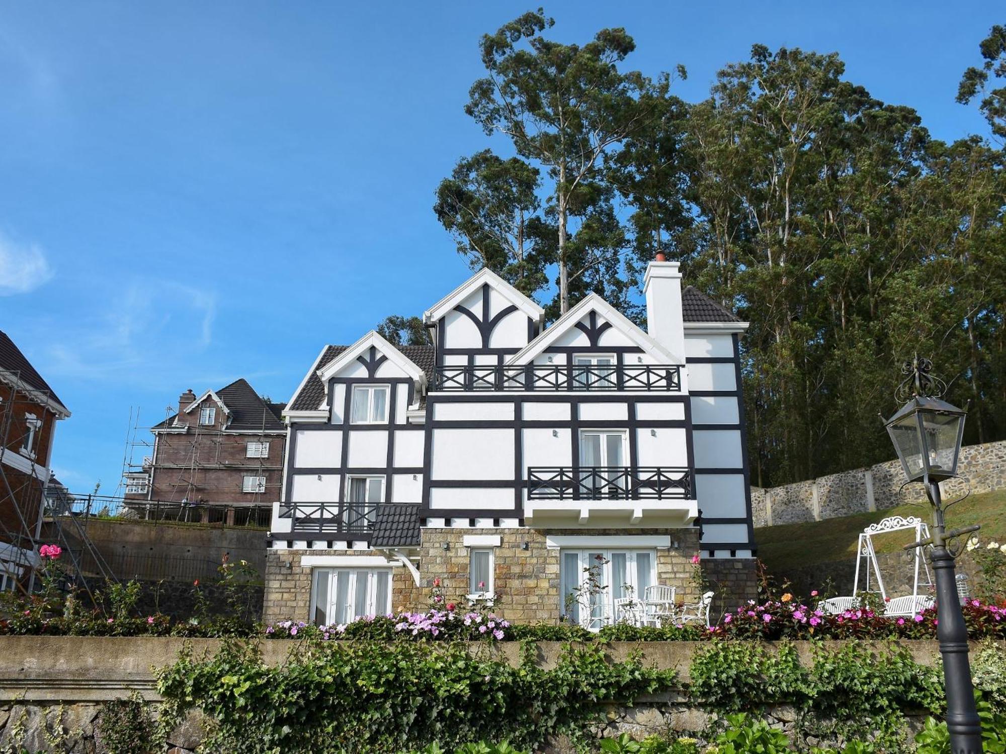 Готель Little England By Joes Нувара-Елія Екстер'єр фото